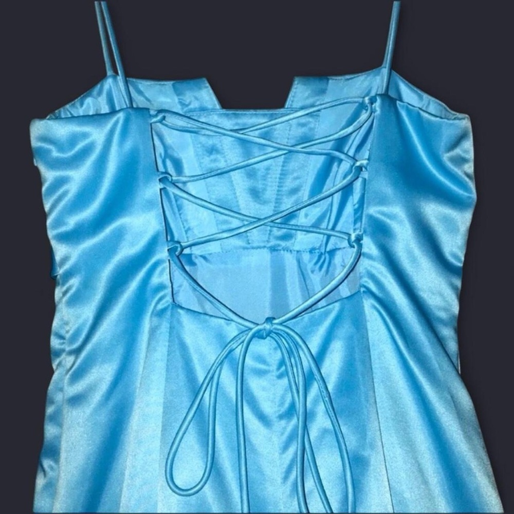 Turquoise formal dress - Picture 4 of 9